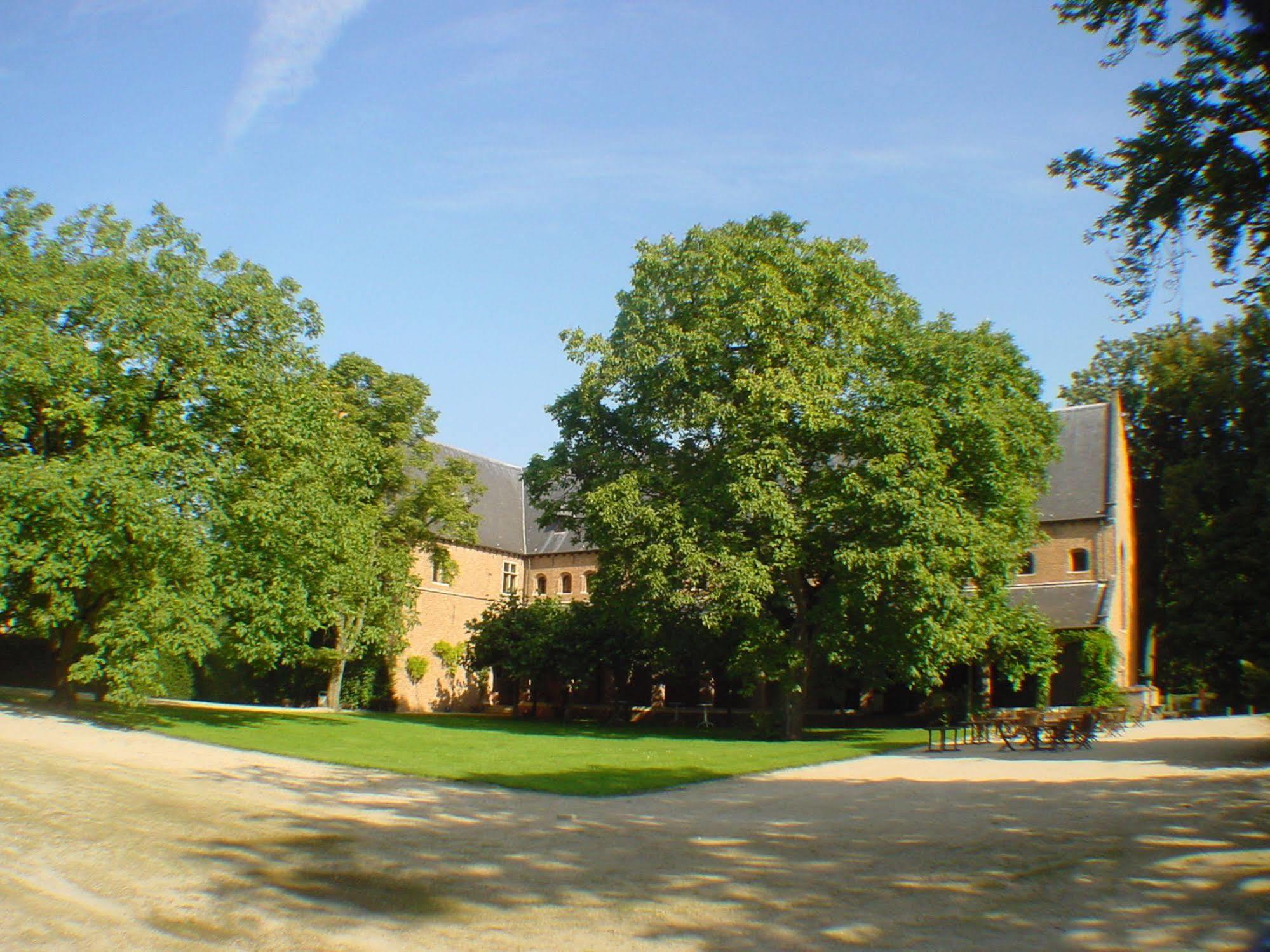 Hotel Priorij Corsendonk Oud-Turnhout Zewnętrze zdjęcie